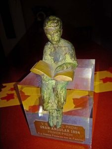 Premi Gran Angular 1994, instituït per l’Editorial Cruïlla.
